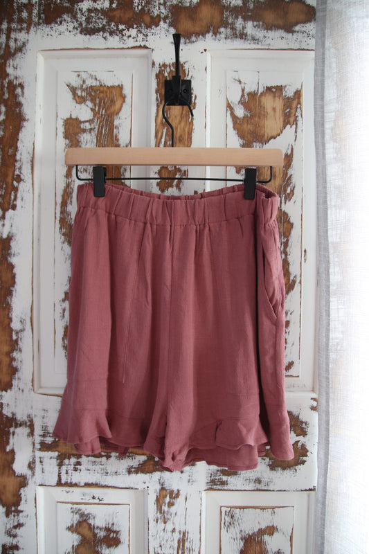 Flared Hem Elastic Band Shorts