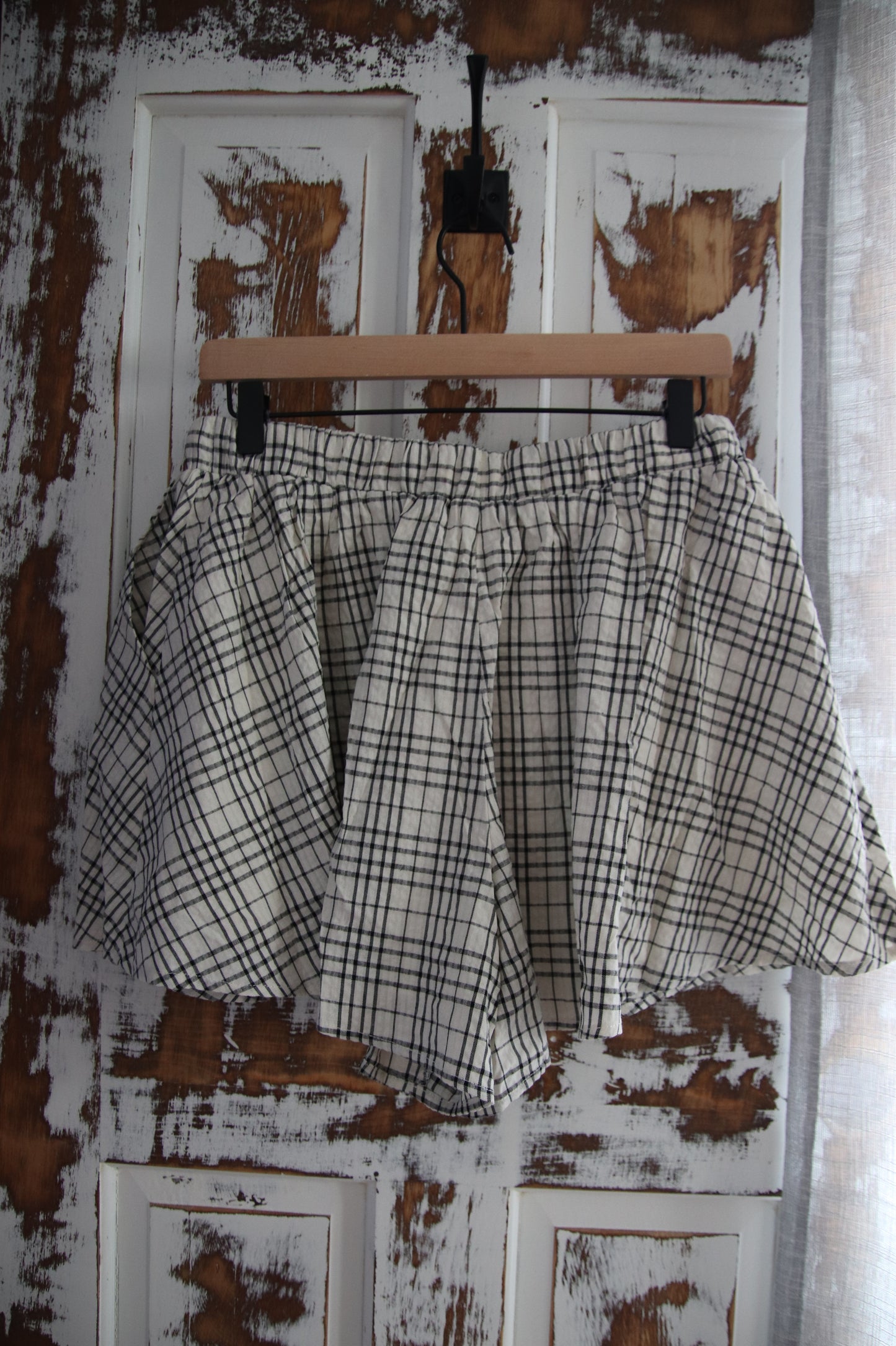 Textured Cotton Plaid Flowy Shorts